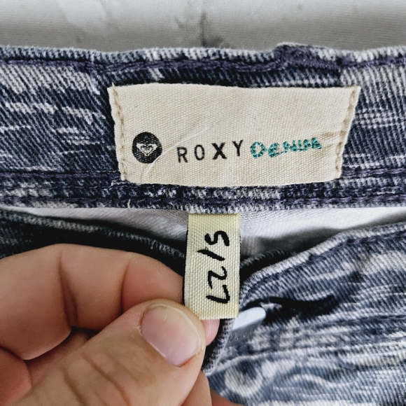 ROXY | floral Hawaiian print denim skinny jeans - Picture 6 of 8